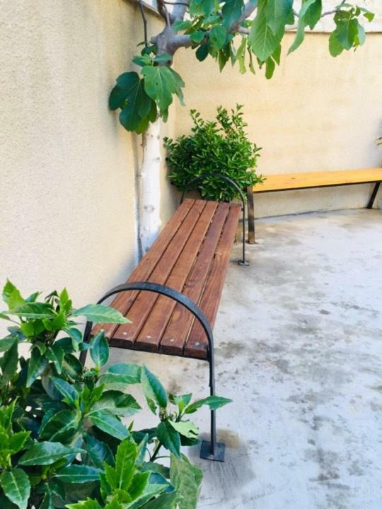 Lali Acomodação com café da manhã Tbilisi Exterior foto